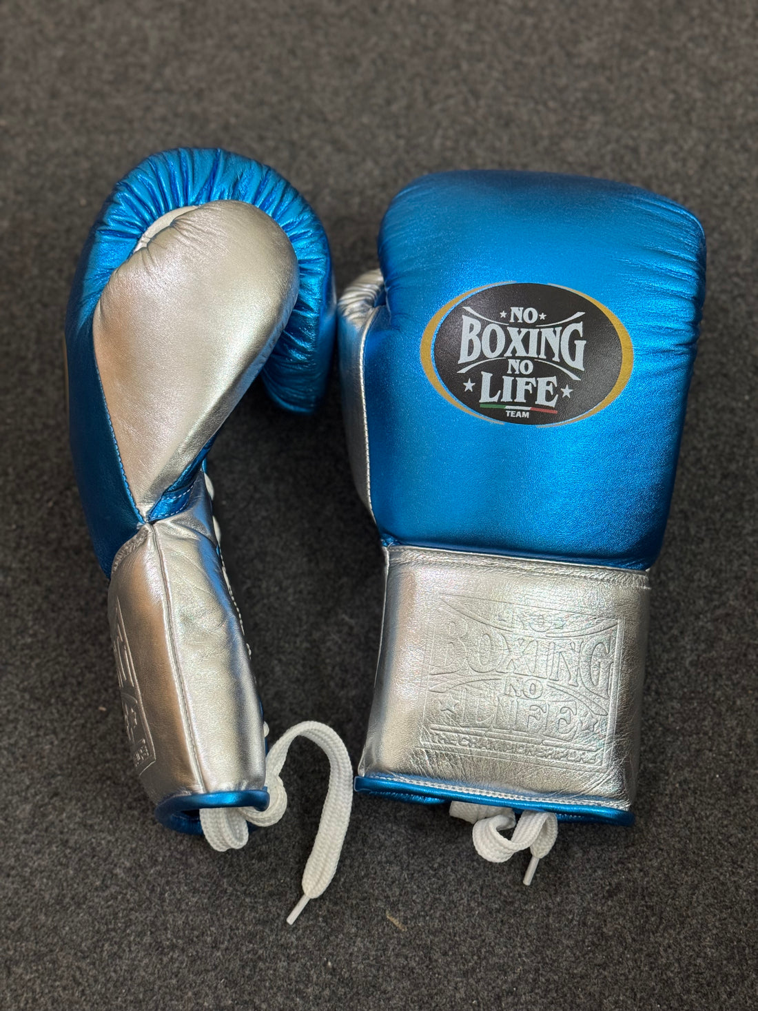 NO BOXING NO LIFE TRAINING GLOVES - METALLIC BLUE & SILVER | 100% Pure Leather | Best Choice for Fighters