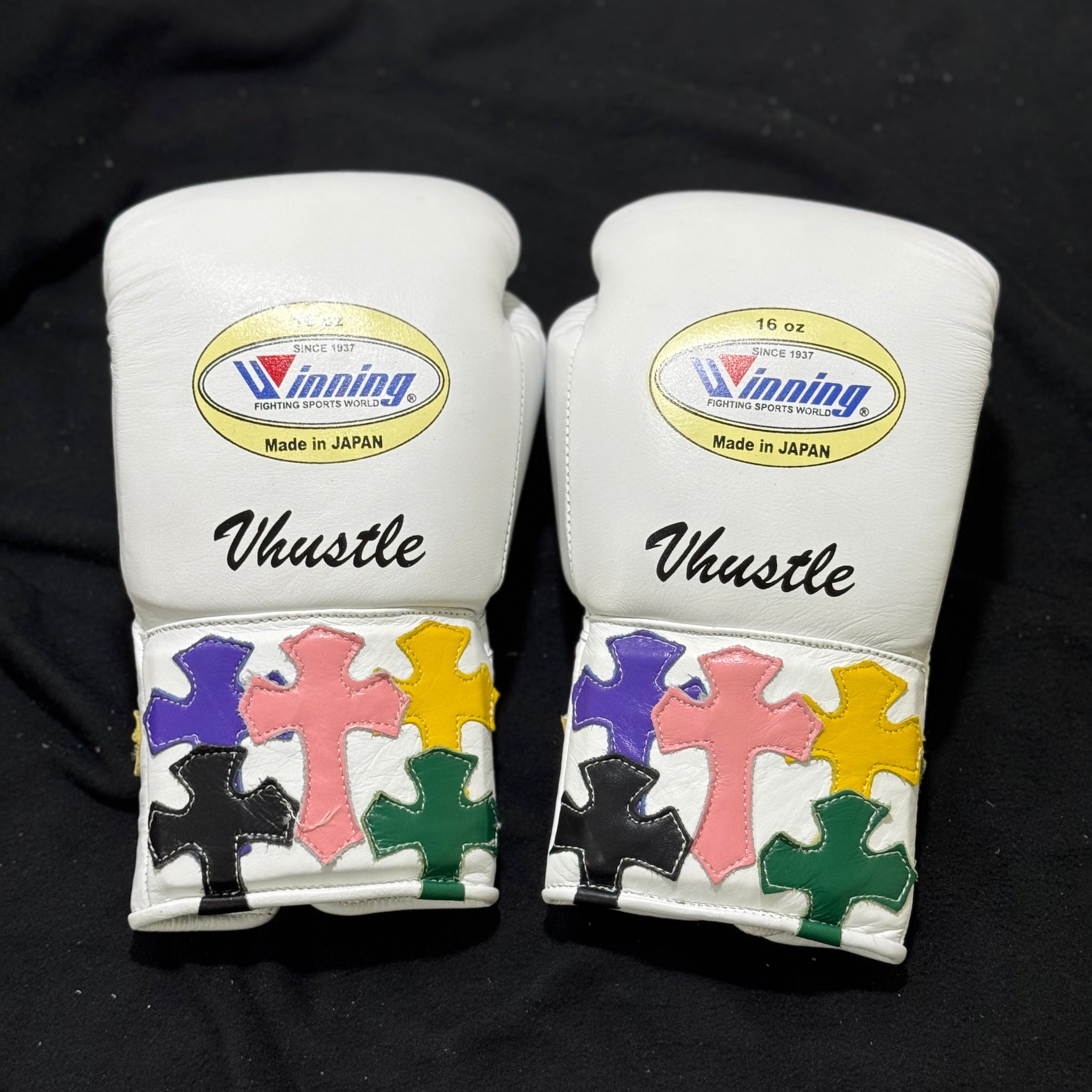 White Handmade Chrome Heart Boxing Gloves | Limited Edition | Premium Quality | Cowhide Leather | Personalise your Logo or Name