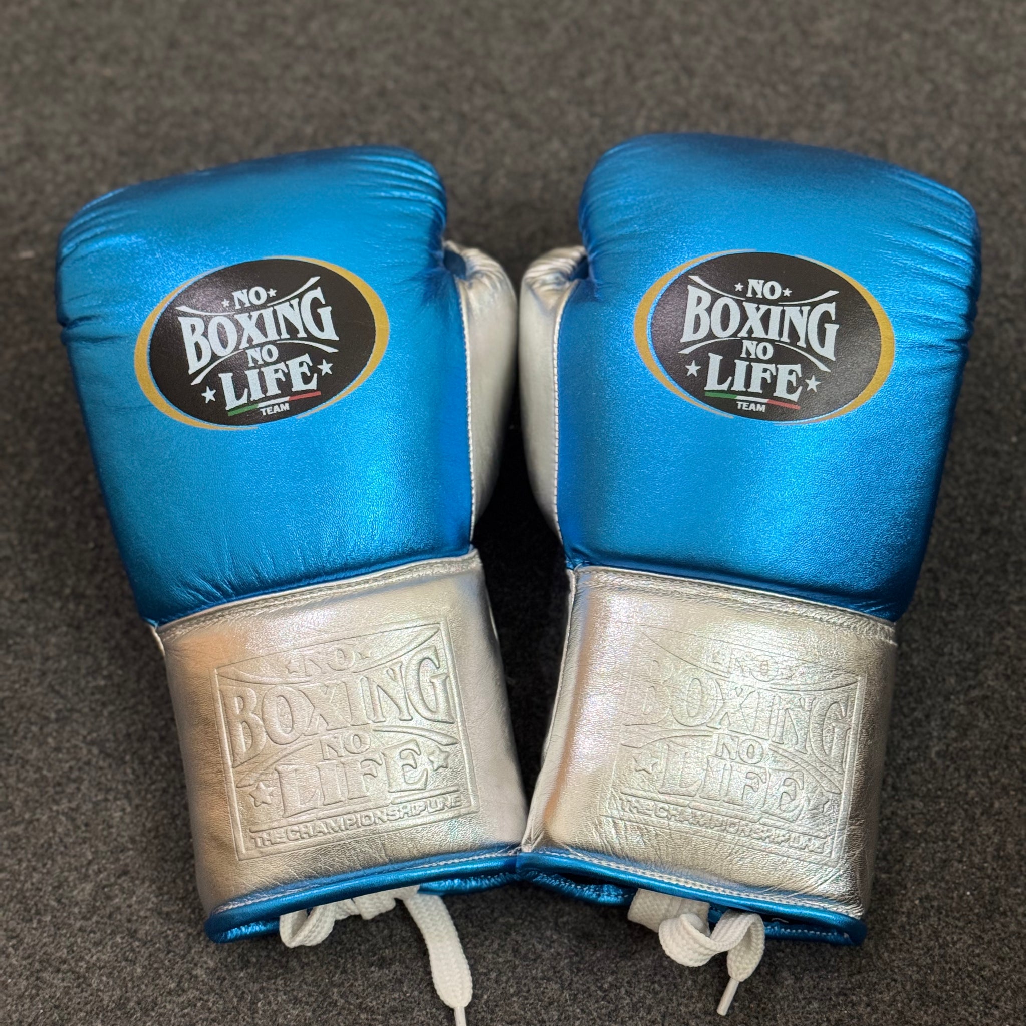 NO BOXING NO LIFE TRAINING GLOVES - METALLIC BLUE & SILVER | 100% Pure Leather | Best Choice for Fighters